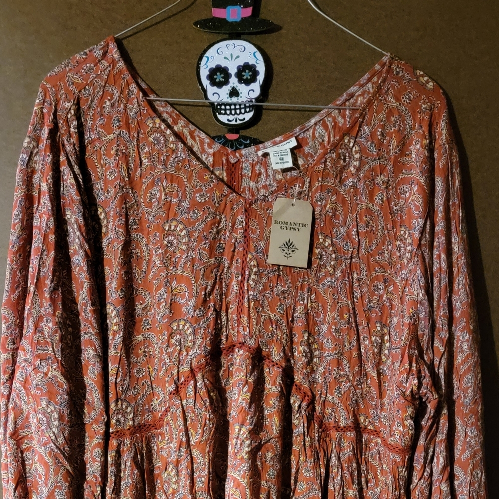 Romantic Gypsy flow top